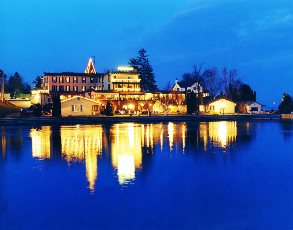 1000-islands-hotel-ontario